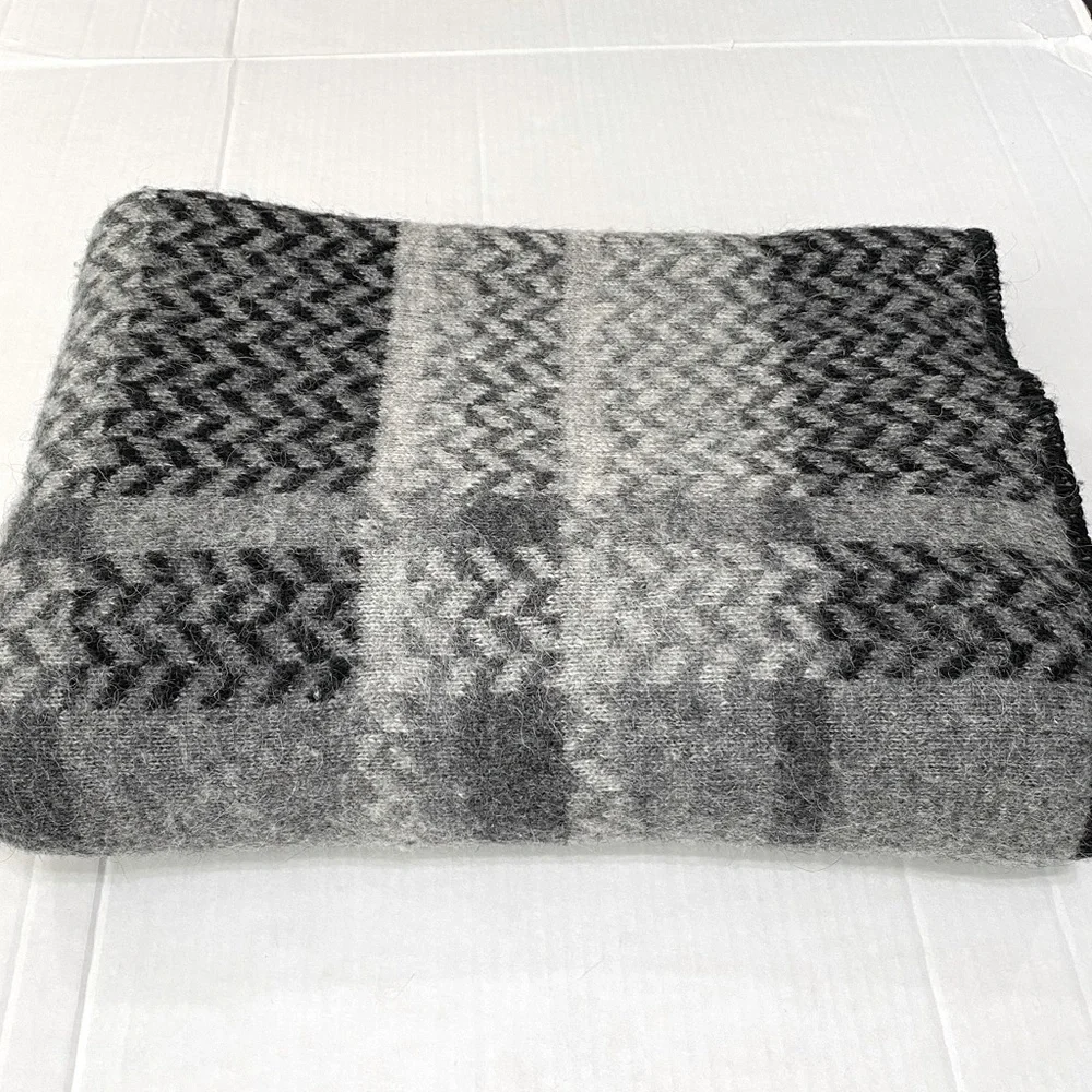 ICEWEAR 100% Icelandic Wool Nordic Black Gray Scandinavian Design Throw Blanket